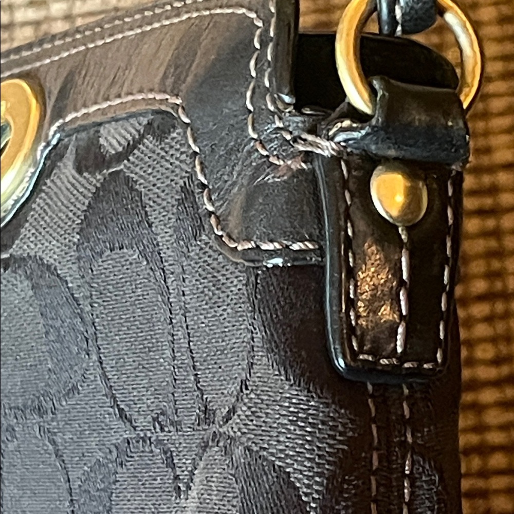 Vintage Black Coach Mini Turnlock Bag Canvas and leather with gold detail - Picture 15 of 16